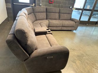 Brand New Costco BarcarLounger Power Recliner And Power Headrest