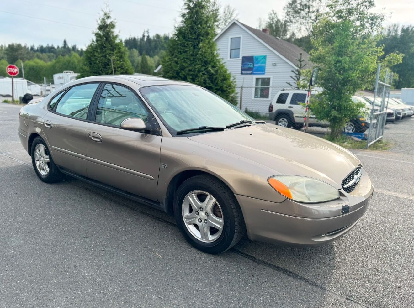 2002 Ford Taurus