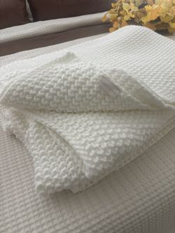 CasaLuna Knitted King Size Blanket 