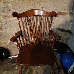 Auntie Wooden Chair
