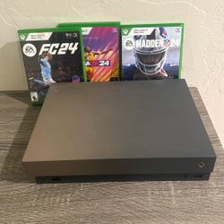Xbox One X 
