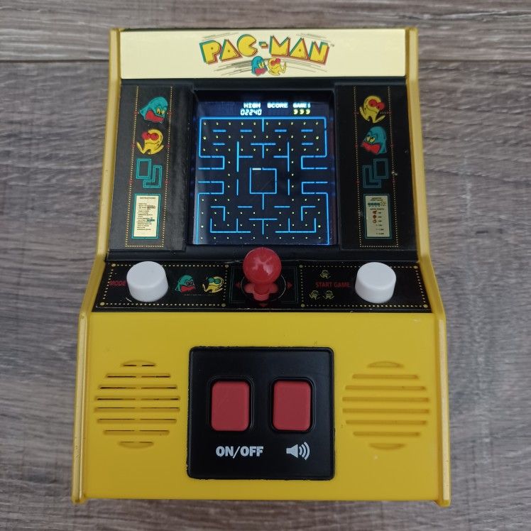 Bandai Namco Mini Arcade Pacman Handheld