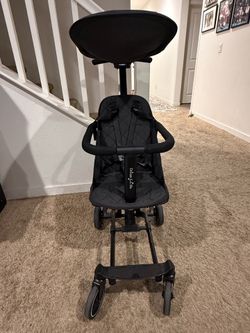 Dream on me convertible stroller with original canopy  great condition