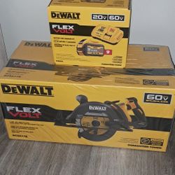 Dewalt Flex Volt Saw With 9 Ah Battery And Charger