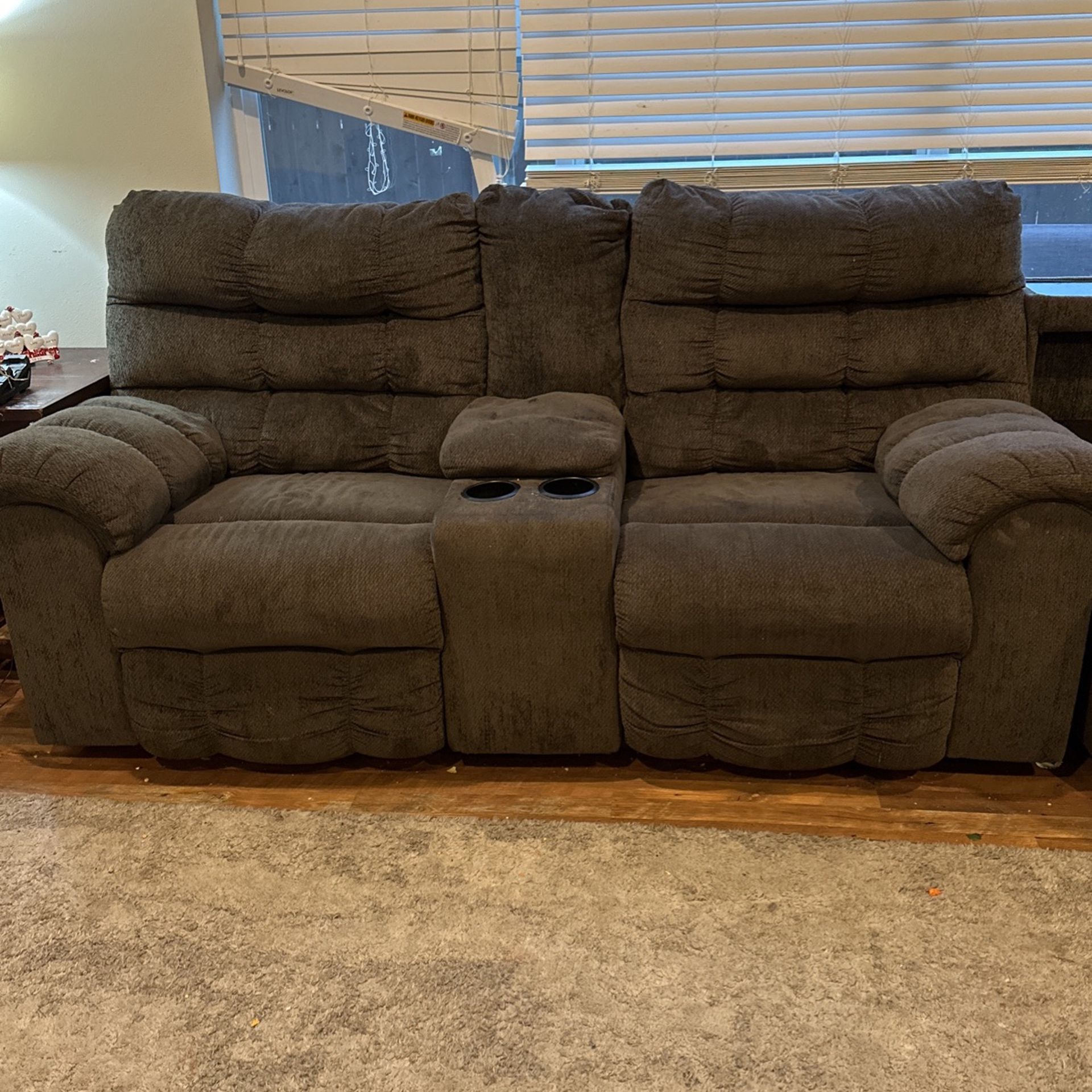 I Have To Let Go Of This Couch Because  I Will Not Have Room For It At New Place, It Does Need To  Be Cleaned Thats Why I’m Giving For A Lower Price 