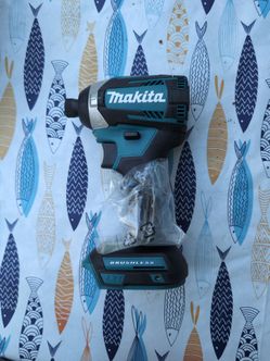 Makita impact driver XDT14 NEW