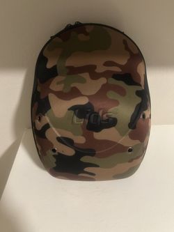 Lids brand woodland camo cap carrier