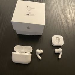 Apple AirPods