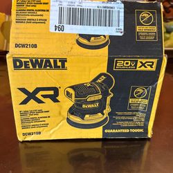 Dewalt 20v Max  Xr Bruhless 5Randon