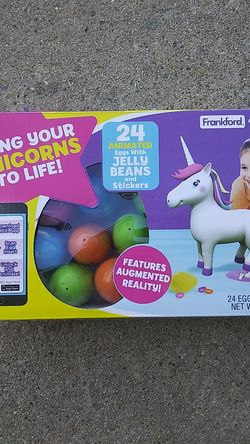 Easter eggs jellybeans and stickers huevos de pascua con dulces y calcomanias