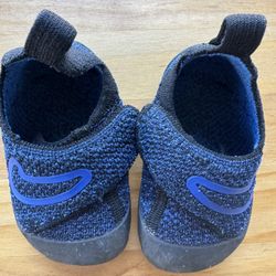 Toddler shoes 