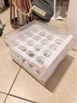 Egg holder
