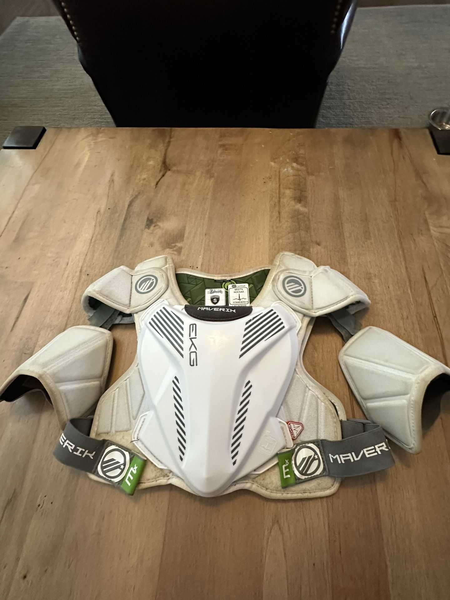 Maverick Mx EKG Shoulder Pads