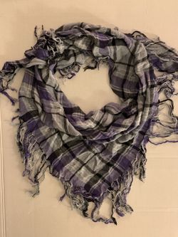 Fringed scarf