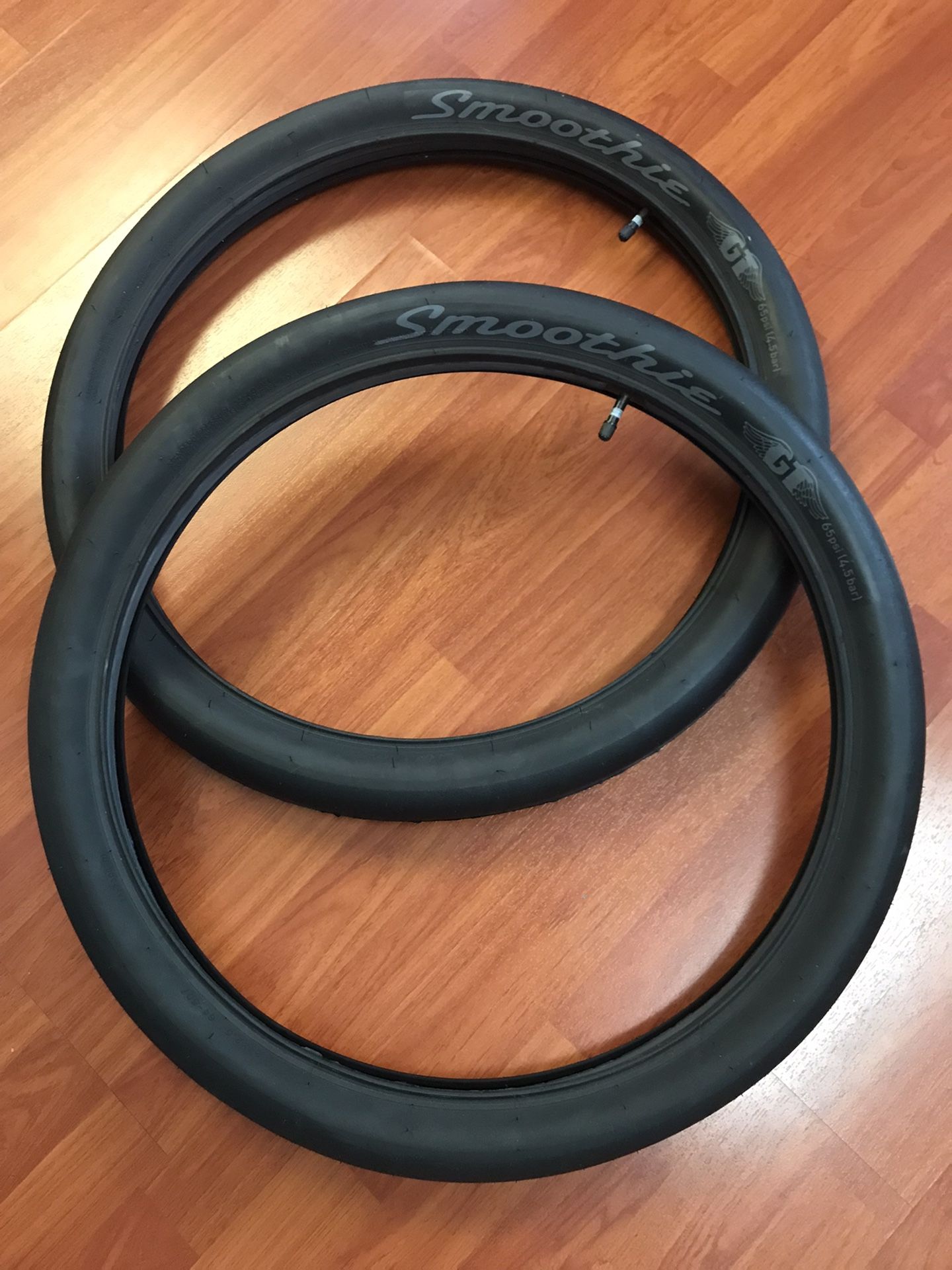 Paire De Pneus GT Smoothie Slick 24x2.50 - Blanc - Pour BMX Cruiser - GT
