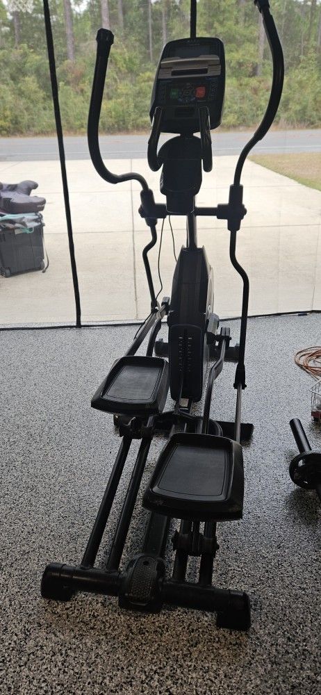 Elliptical nautilus e616