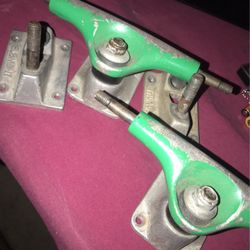 Skateboard Trucks