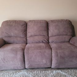 Power recliner sofa and loveseat