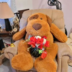 COOL STUFFED DOG 6'