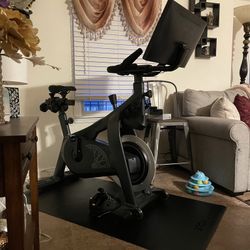 Soul Cycle Exercise Bike