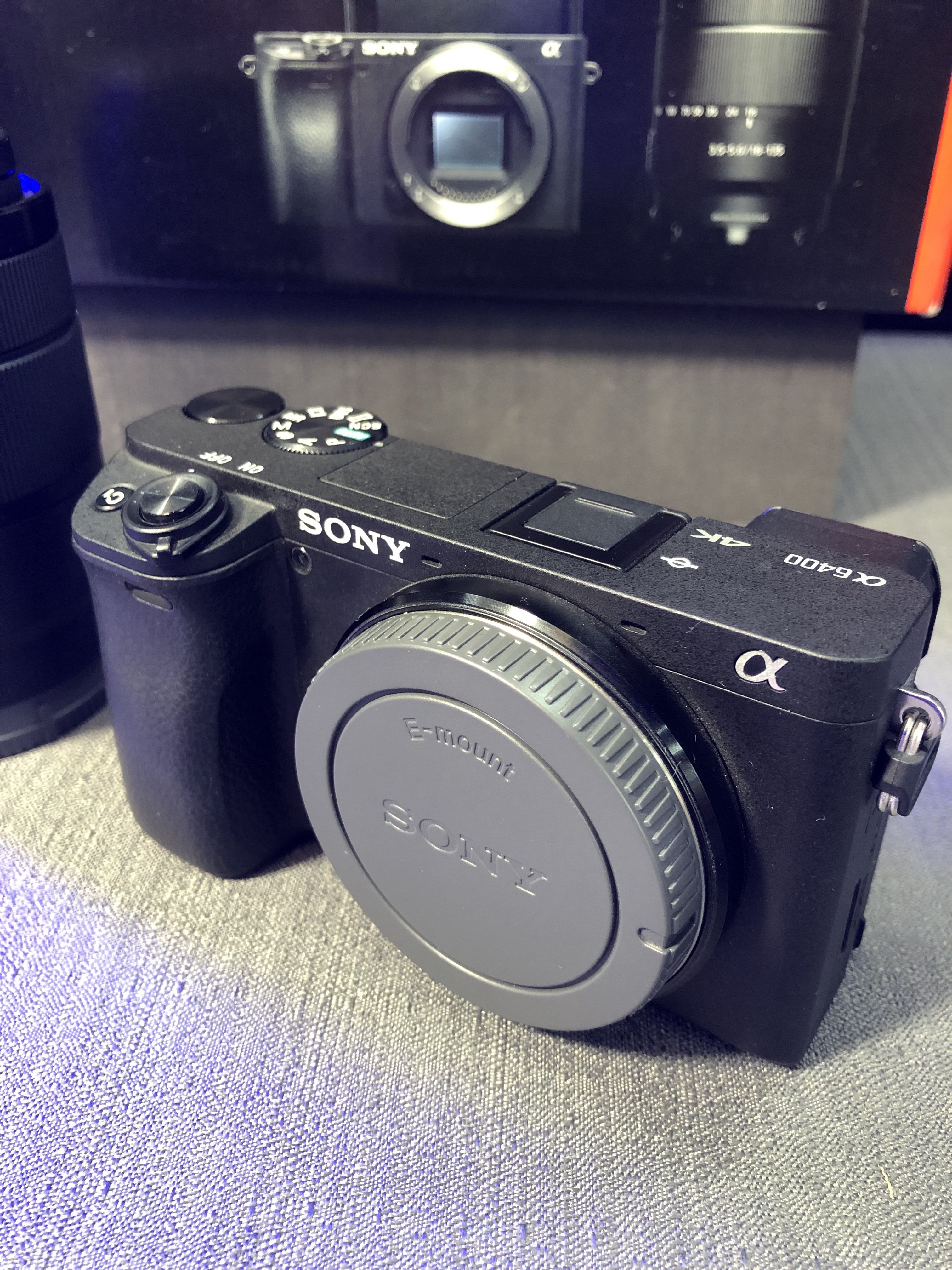 Sony a6400 Mirrorless Camera with 18-135mm f/3.5-5.6 Lens and Basic Bundle (Display Unit Like New)