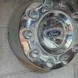 Ford Dully Hub Cap.. 