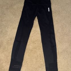 Gym Shark black Leggings (size large) 