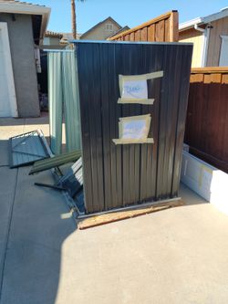 2 bifold doors + shed