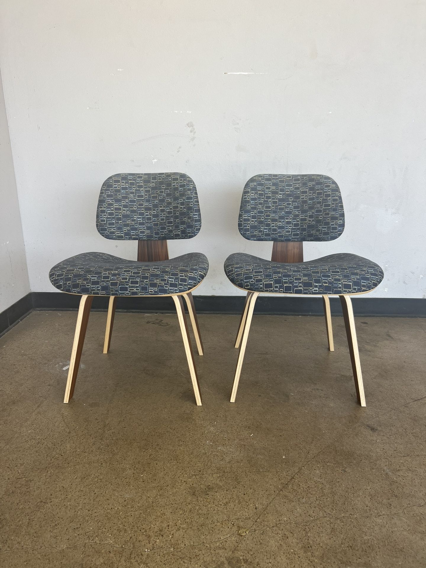 Authentic Herman Miller Eames Dining Chairs