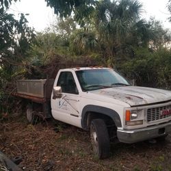 2000 Chevrolet 3500 4x4 Parts Or Whole