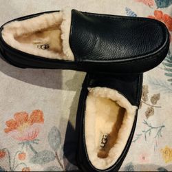 Men’s Uggs Shoes/Slippers