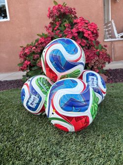 Soccer balls/ size #4 trionda