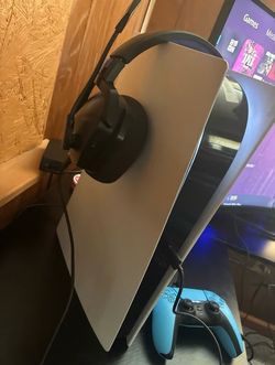 FAT PS5 Sony PlayStation 5 console - Disc Launch Edition 825GB