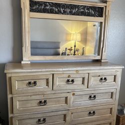 4 Piece, Wooden Bedroom Set