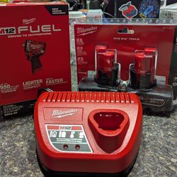 Milwaukee 3/8 Stubby Impact Wrench with Batteries and Charger