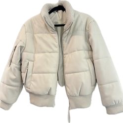 𝕄𝕒𝕜𝕖 𝕄𝕖 𝔸𝕟 𝕆𝕗𝕗𝕖𝕣 Forever 21 Size Large Bomber Jacket