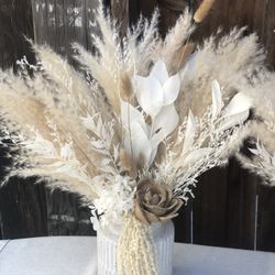 Soft Wood Flowers And Dried Floral Centerpieces