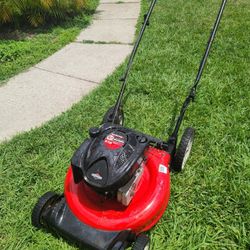 Yard Machines 21in 6.25hp Briggs & Stratton Mulching Mower