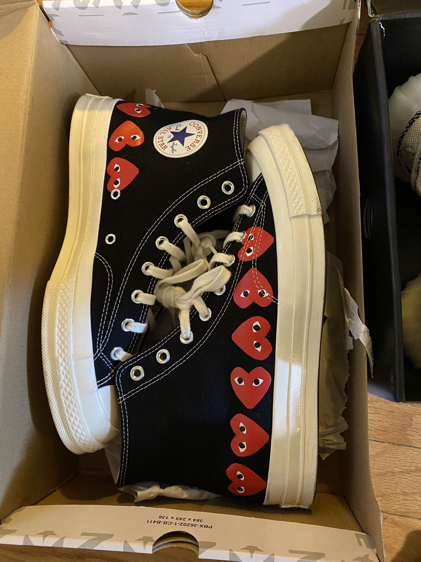 Comme Des Garcons Converse