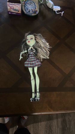Monster high doll Frankie stein original Mattel 2009 first wave, no holder