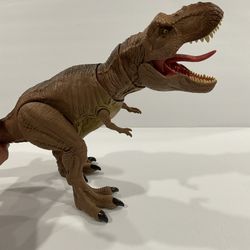 2017 Jurassic World Thrash 'n Throw Tyrannosaurus Rex Action Figure Used See Pix