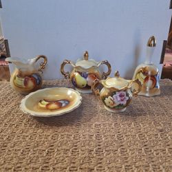 VINTAGE ENESCO JAPAN 7-PIECE HAND-PAINTED FRUIT SET