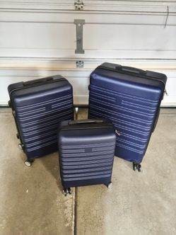 3 piece hardshell luggage set