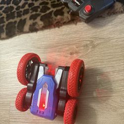 Force1 Tornado+ - Auto de control remoto para niños - Autos RC rápidos de doble cara con pantalla LED interactiva,