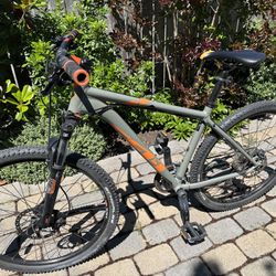 Felt Hardtail Mountain Bike Size M