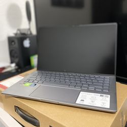Asus Zenbook 14 , Rysen 5.
