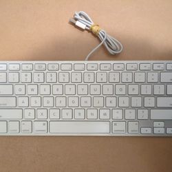 Apple Wired Magic Keyboard