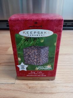 BORG CUBE ORNAMENT