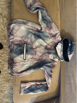 Woman’s Snowboarding Hoodie