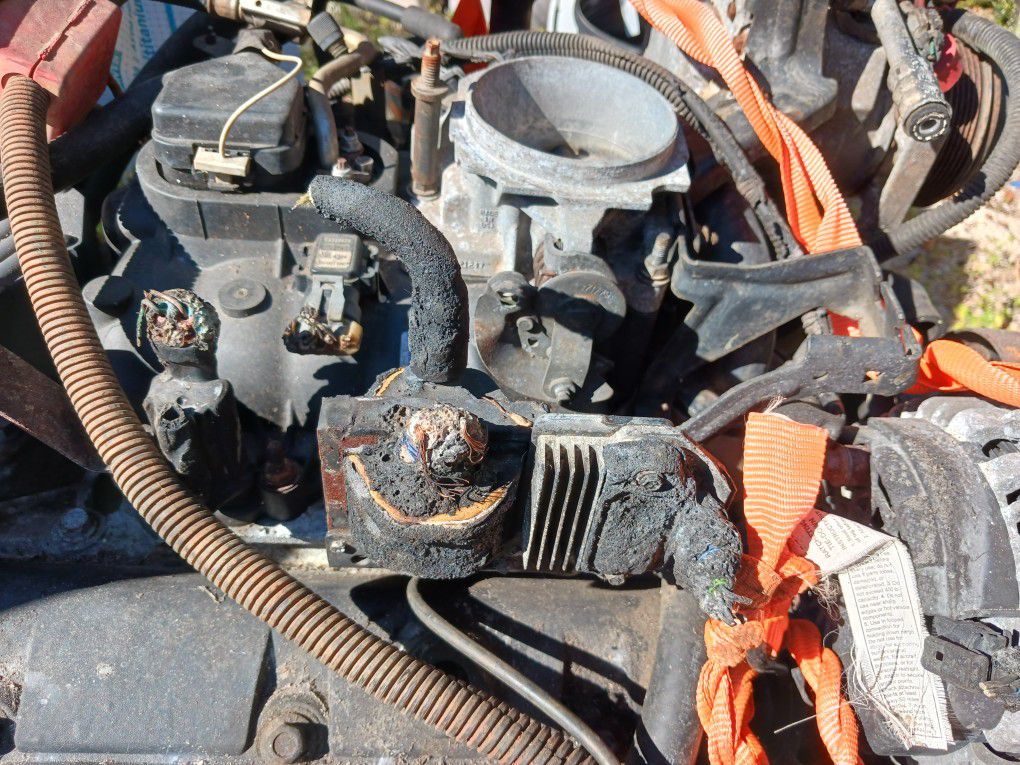 Chevy 4.3 Vortec Engine